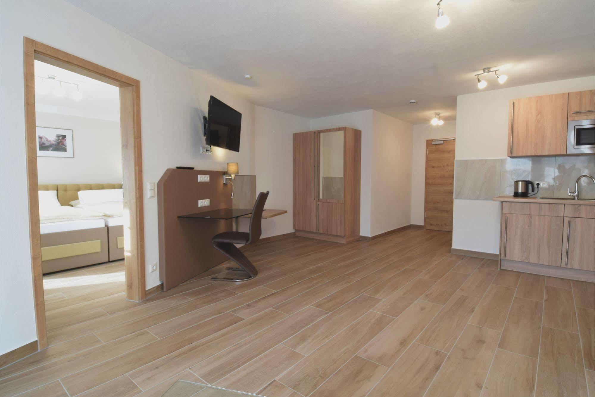 Aparthotel Donaustern Asbach-Bäumenheim المظهر الخارجي الصورة
