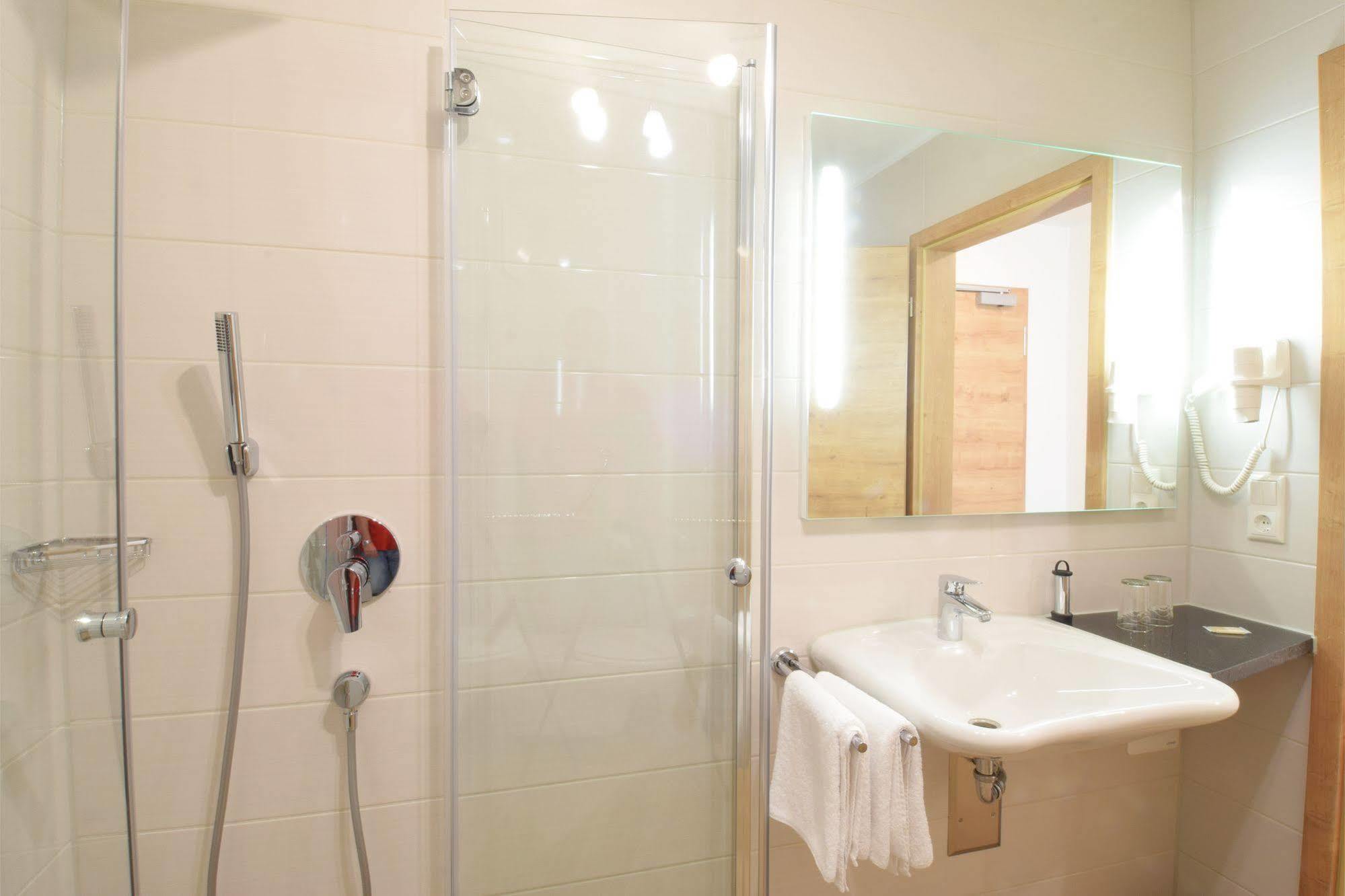 Aparthotel Donaustern Asbach-Bäumenheim المظهر الخارجي الصورة