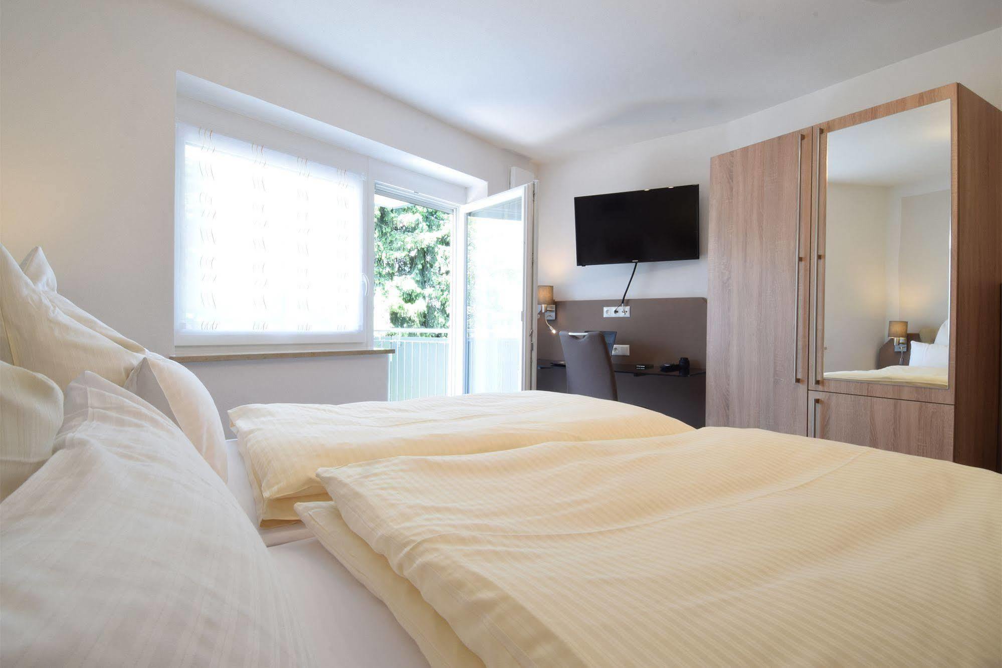 Aparthotel Donaustern Asbach-Bäumenheim المظهر الخارجي الصورة