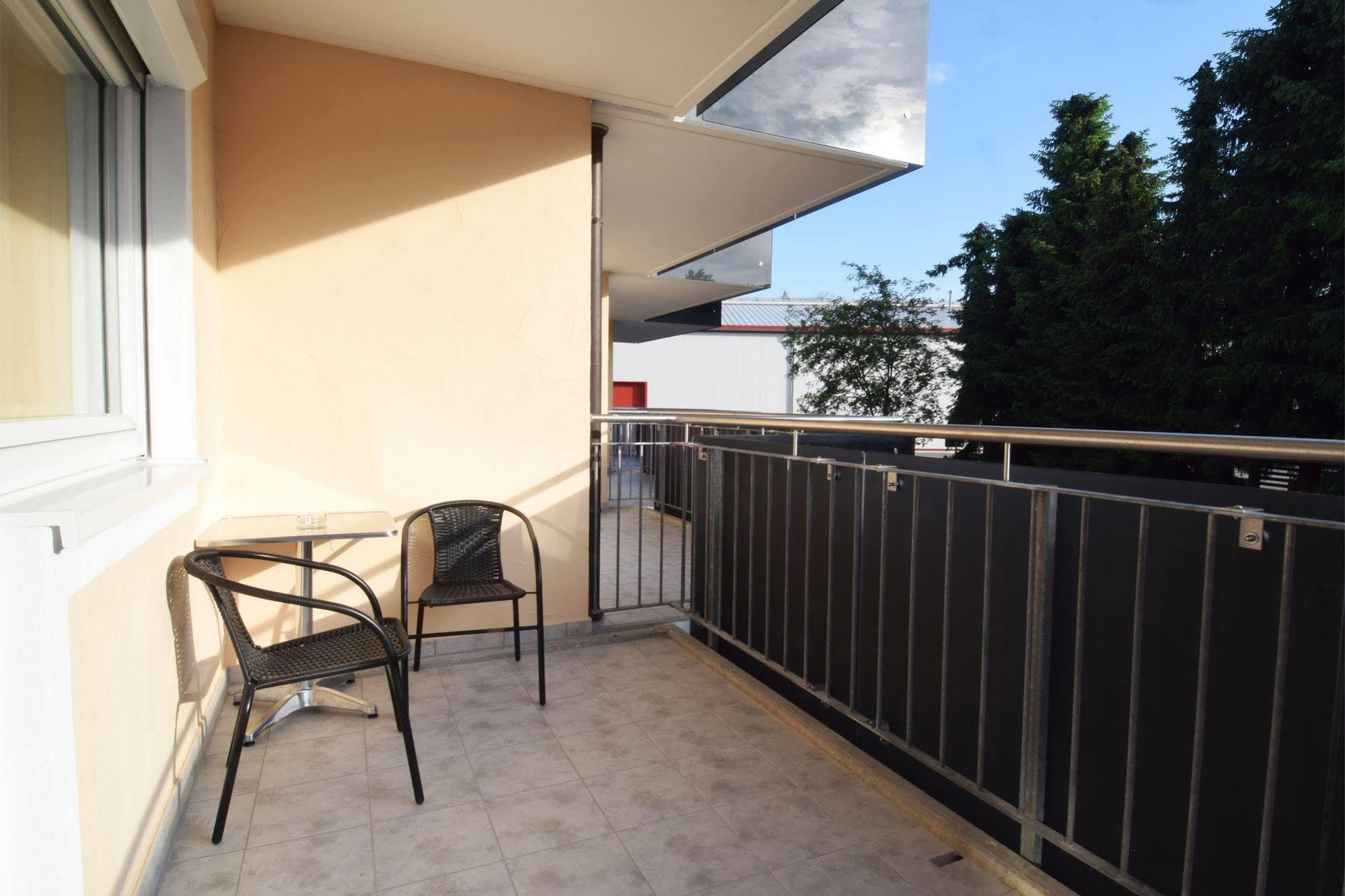 Aparthotel Donaustern Asbach-Bäumenheim المظهر الخارجي الصورة